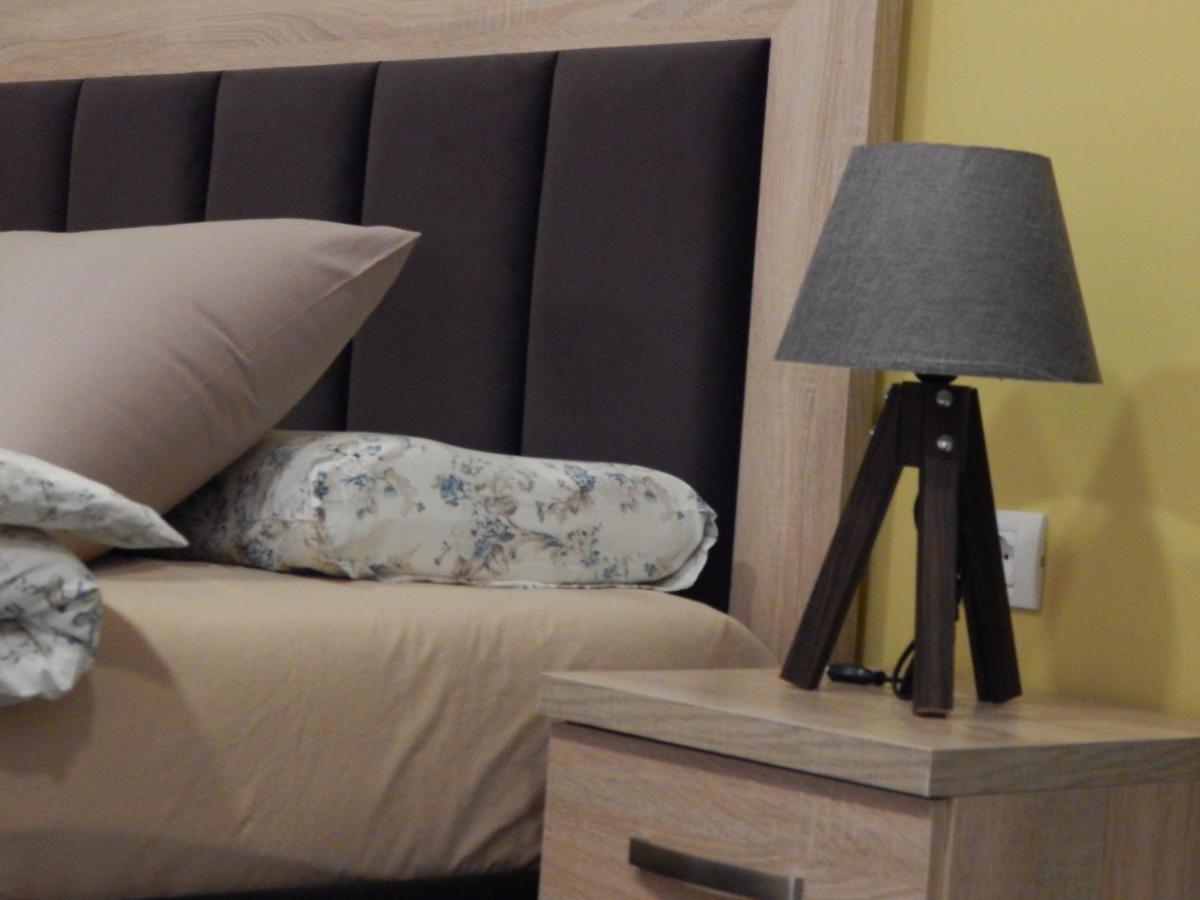 Ora Apartament ポグラデツ エクステリア 写真